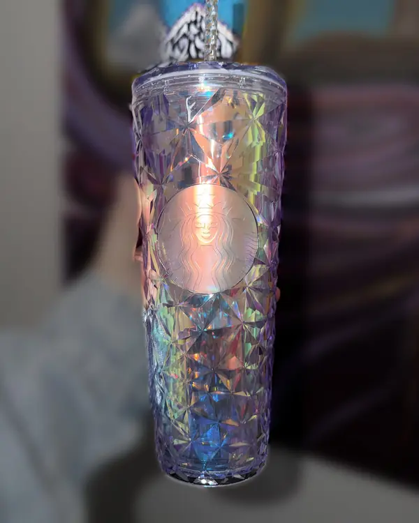 Vaso Starbucks original Prisma lavanda, facetado